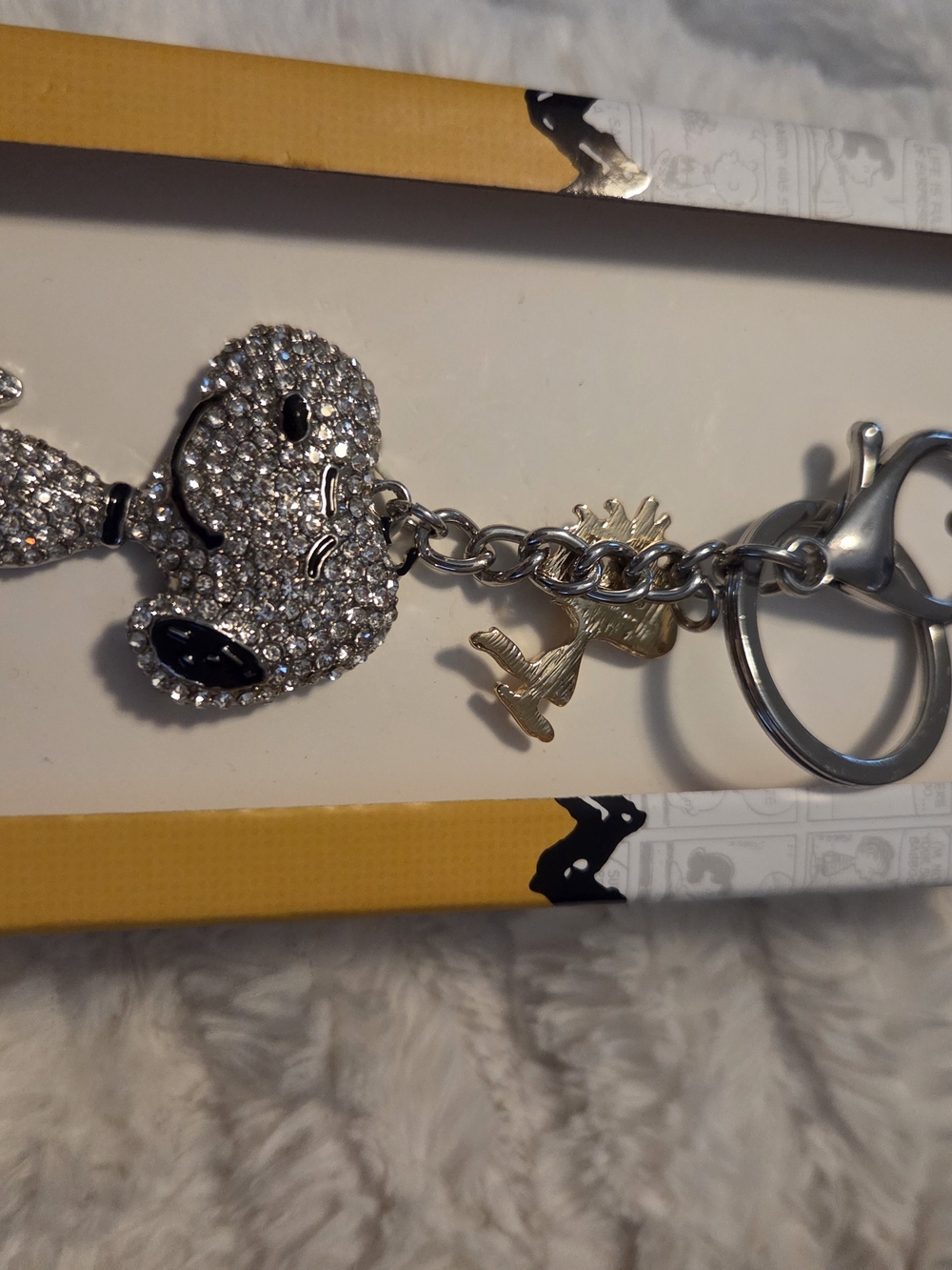 Peanuts Snoopy Silver Crystal Clip-On Bag Charm - Picture 2 of 2